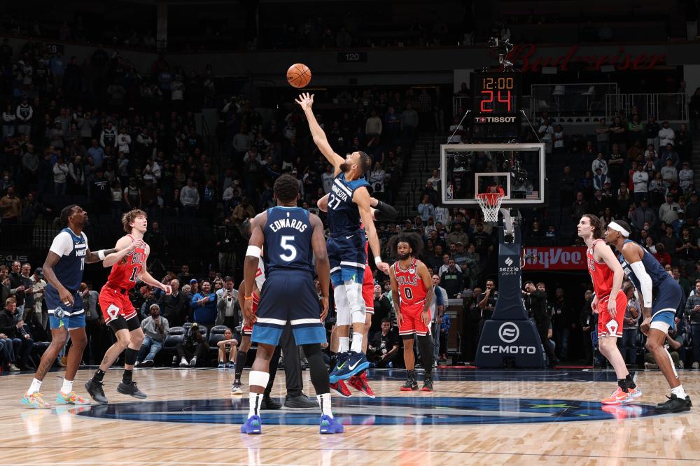 球队接连在 球队接连在