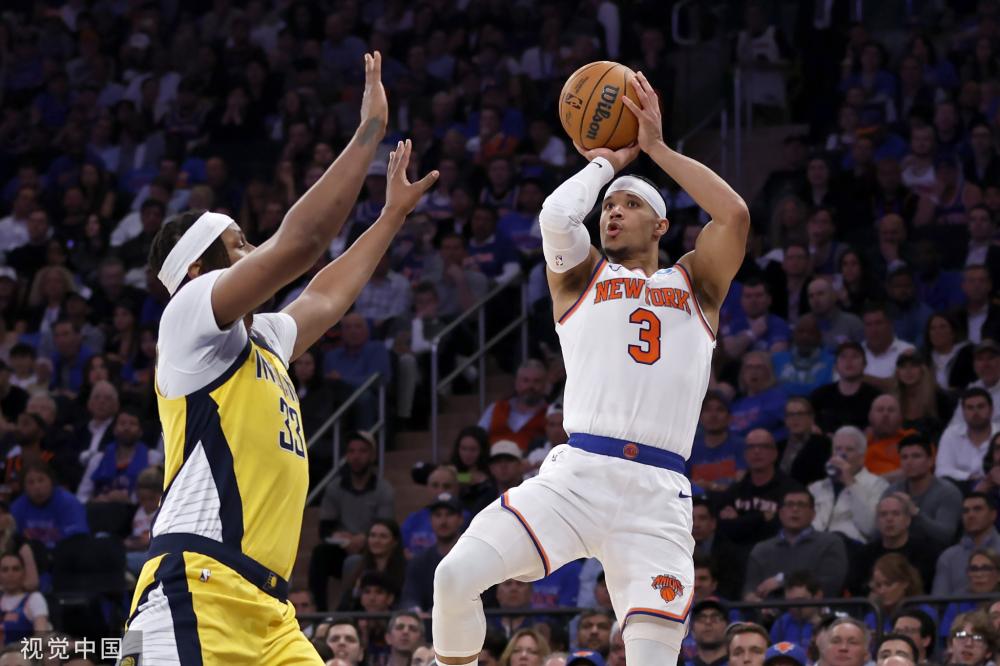 后防球员一 后防球员一